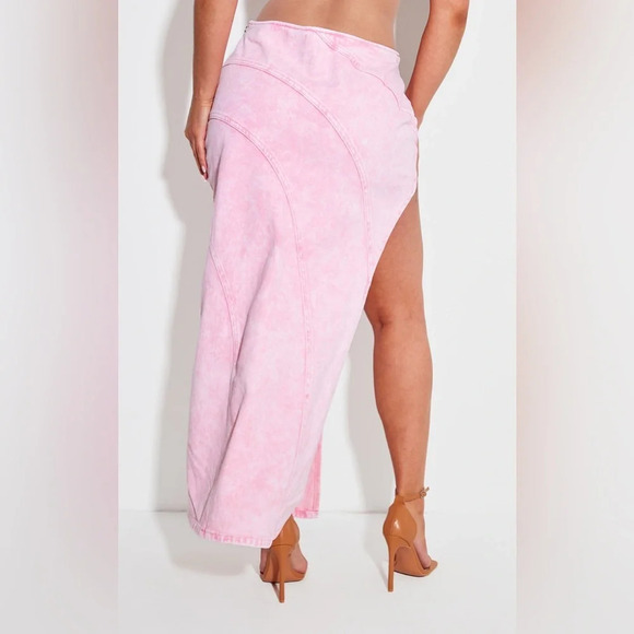 NWT PrettyLittleThing Shape Washed Pink Denim Seam Detail High Split Maxi Skirt - Picture 5 of 6